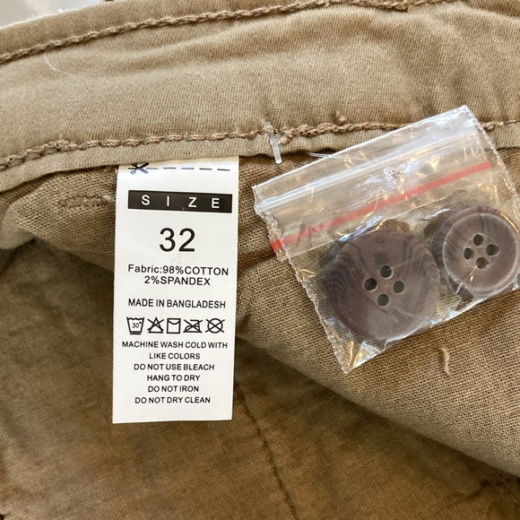 3/$20 - NWT Men Khaki Chino Shorts - 32 - Picture 3 of 3